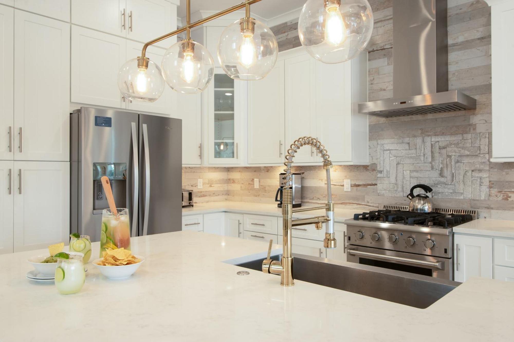 Edgewater By Avantstay Gorgeous Character Lakefront Home W Private Dock Destin Exterior foto